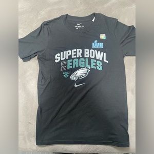 Youth Nike Philadelphia Eagles Super Bowl Tee Shirt Size M. New with Tag
